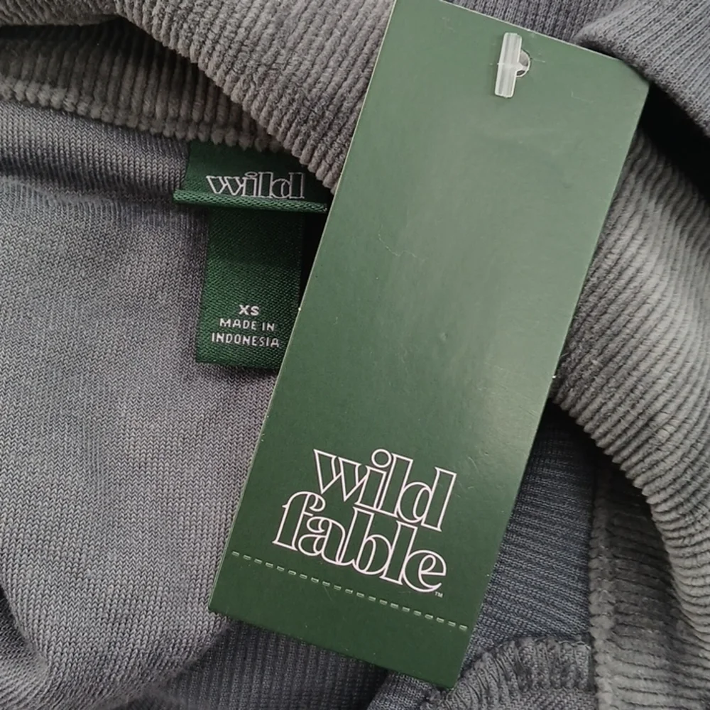 Wild Fable Velour Pullover Womens Quarter Zip Tunic Sweatshirt Gray - Picture 7 of 8